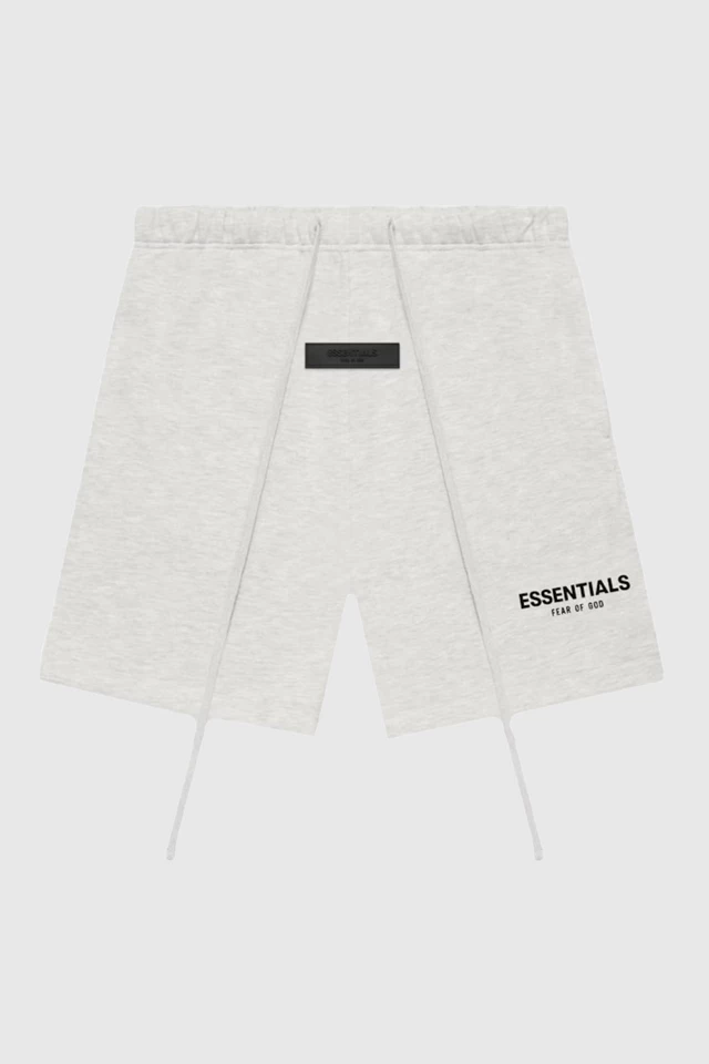 Eessential Shorts (+19) Shorts find
